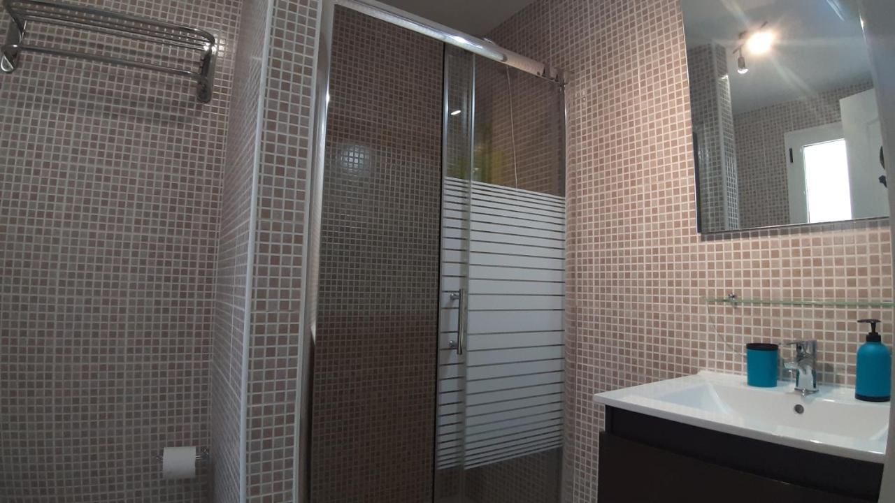 Blue Sky Studio Apartment คอร์ราเลโฮ ภายนอก รูปภาพ