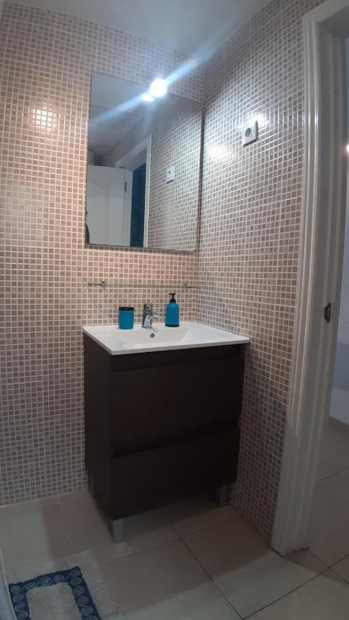 Blue Sky Studio Apartment คอร์ราเลโฮ ภายนอก รูปภาพ